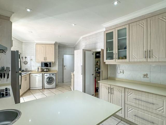 House for sale in Durban North, Kwazulu-natal