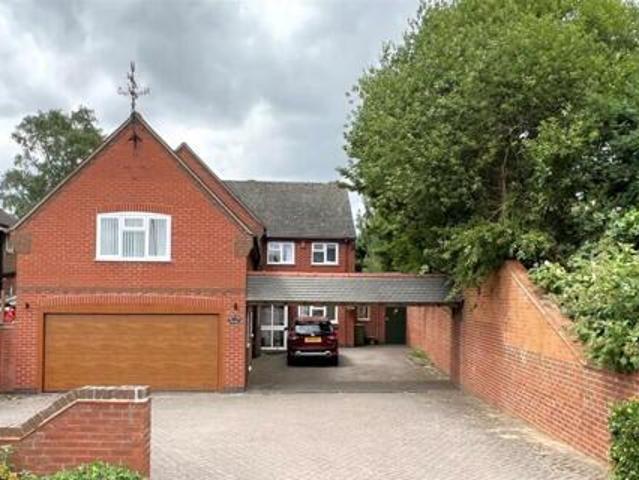 House for sale in Stanford On Avon, Leicestershire