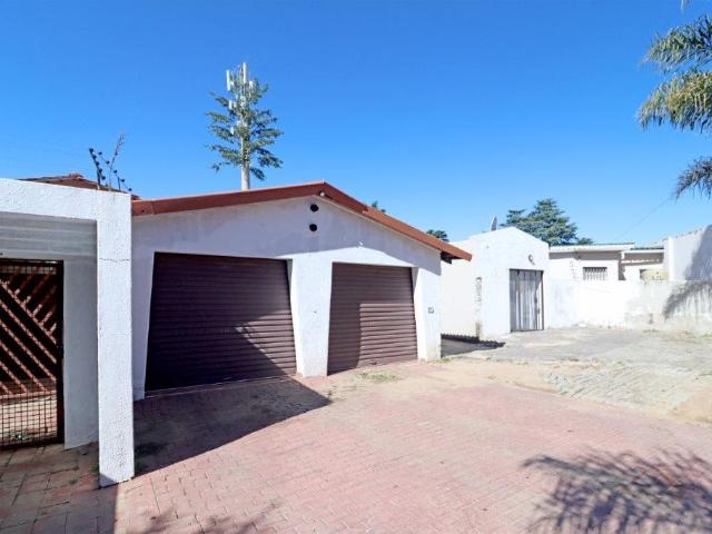 House for sale in Vosloorus, Gauteng