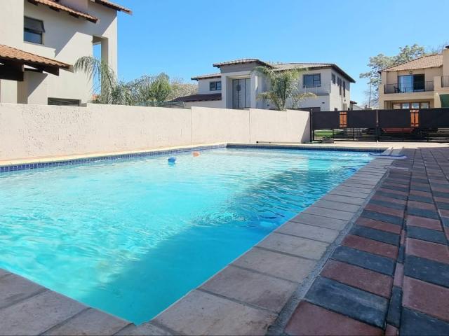 House for sale in Hartbeespoort Dam Nature Reserve, North West
