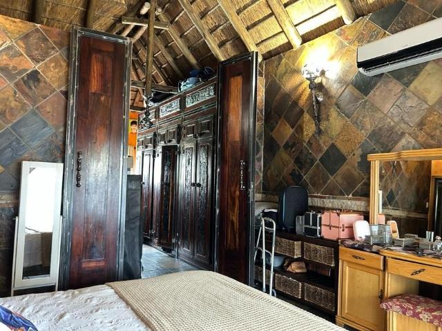 House for sale in Hartbeespoort Dam Nature Reserve, North West