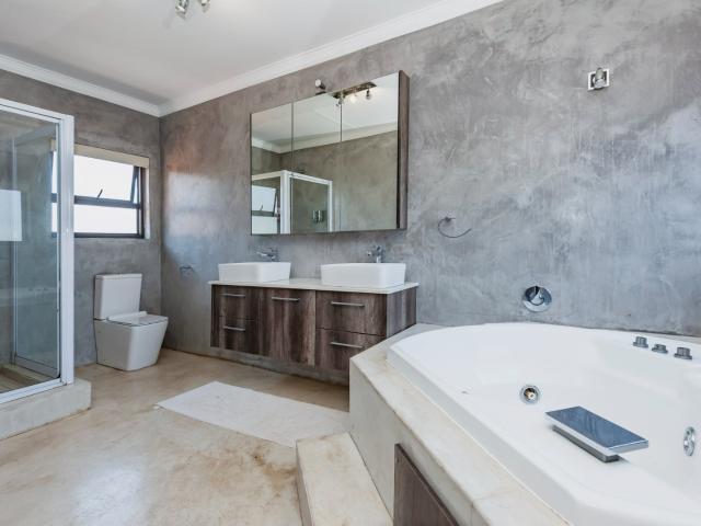 House for sale in Meyersdal, Ekurhuleni
