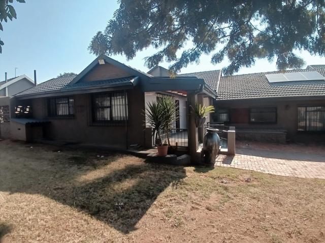 House for sale in Vosloorus, Gauteng
