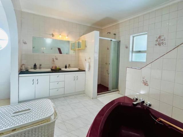 House for sale in Waterkloof, Gauteng