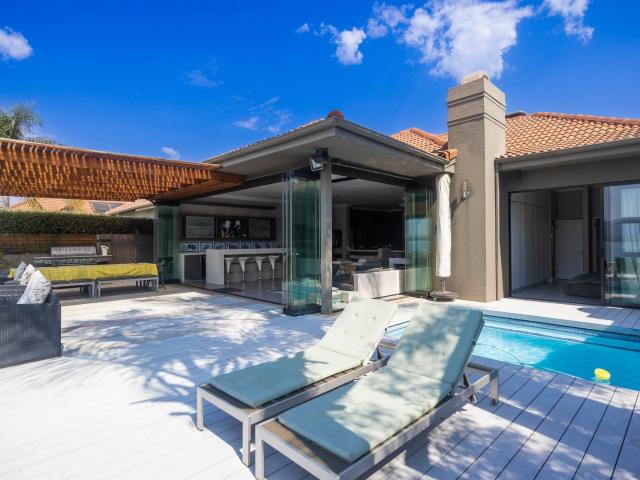 House for sale in Hartbeespoort Dam Nature Reserve, North West
