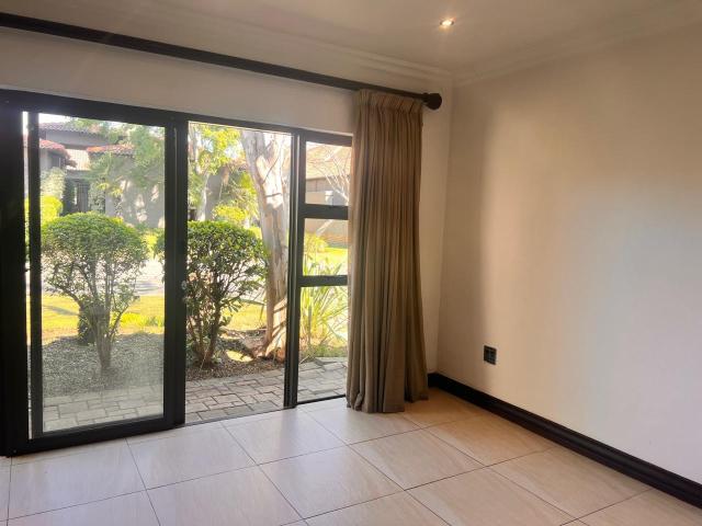 House for sale in Hartbeespoort Dam Nature Reserve, North West