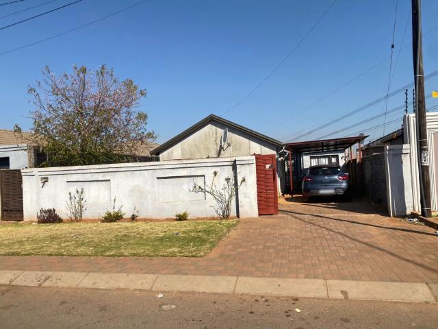House for sale in Soweto, Gauteng
