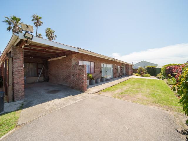 House for sale in Queensberry Bay, Great Kei Local Municipality