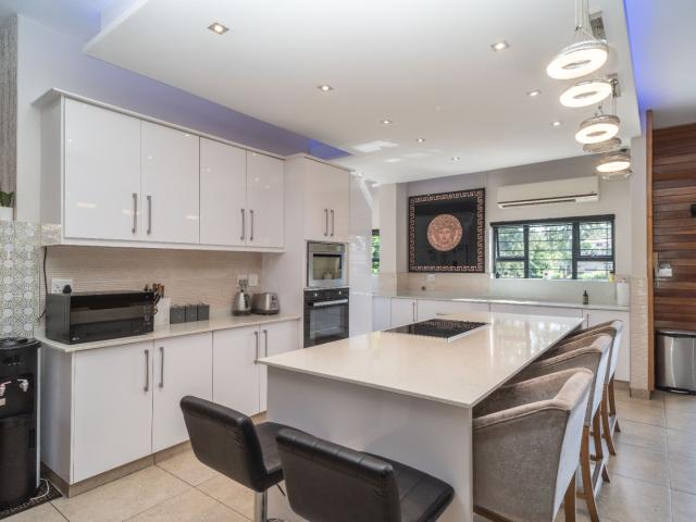 House for sale in Queensburgh, Kwazulu-natal