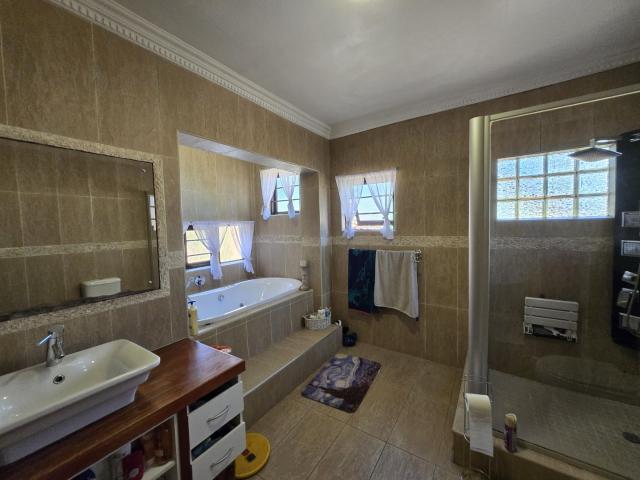 House for sale in Vosloorus, Gauteng