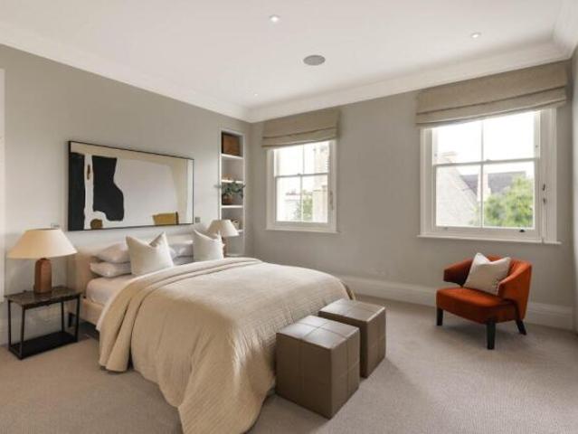 House for sale in Kensington, Calderstones