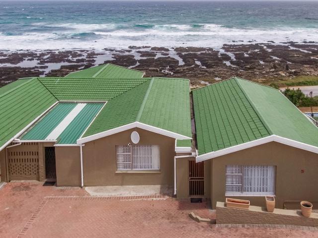 House for sale in Beachview, Eastern Cape