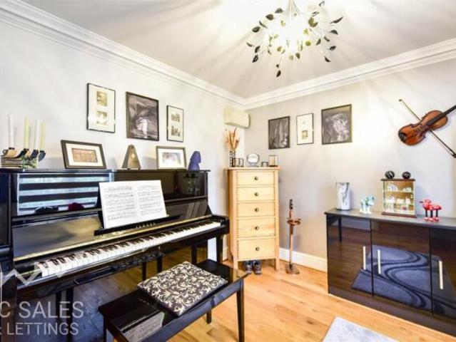House for sale in Dore, South Yorkshire