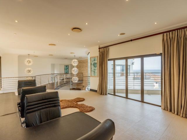 House for sale in Umhlanga, Kwazulu-natal