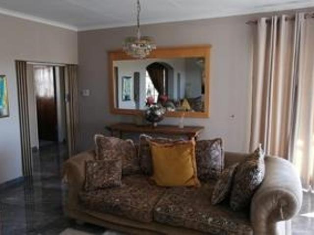 House for sale in Waterkloof, Gauteng