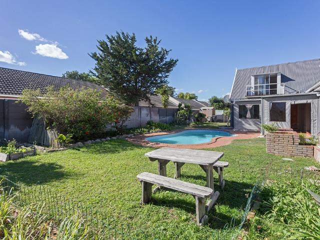 House for sale in Cape Town, Western Cape