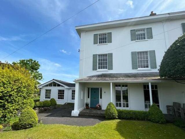 House for sale in Feckenham, City Of Bristol