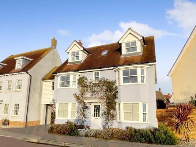 House for sale in Fordham Heath, Essex