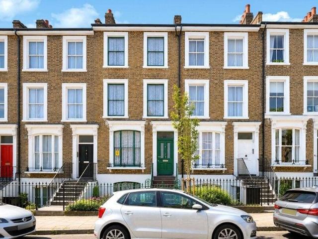 House for sale in Cat Hill, England