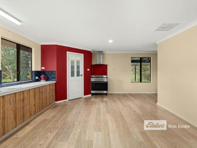 House for sale in Harvey, Shire Of Harvey