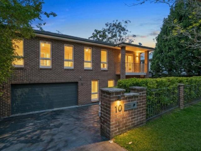 House for sale in Hornsby Heights, Sydney
