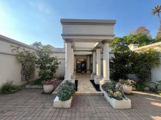 House for rent in Hyde Park, Rosebank