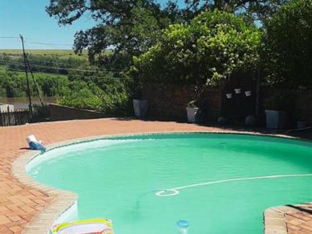 House for sale in Dordrecht, Eastern Cape