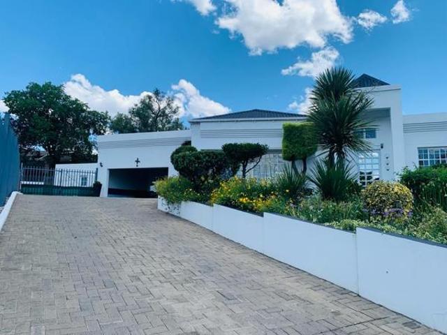 House for sale in Dordrecht, Eastern Cape