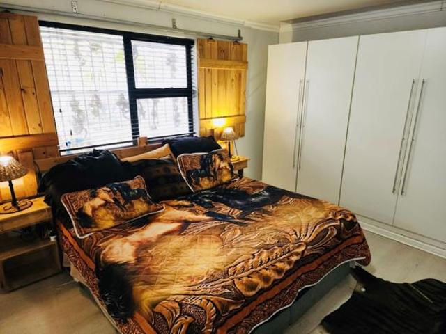 House for sale in Cape Town, Western Cape