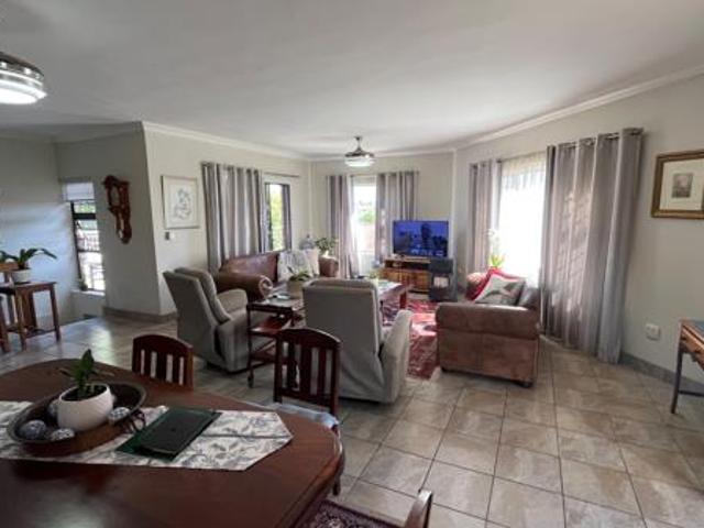 House for sale in Jeffreys Bay, Kouga Local Municipality