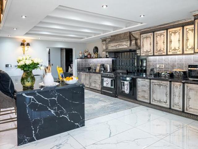 House for sale in Cape Town, Western Cape