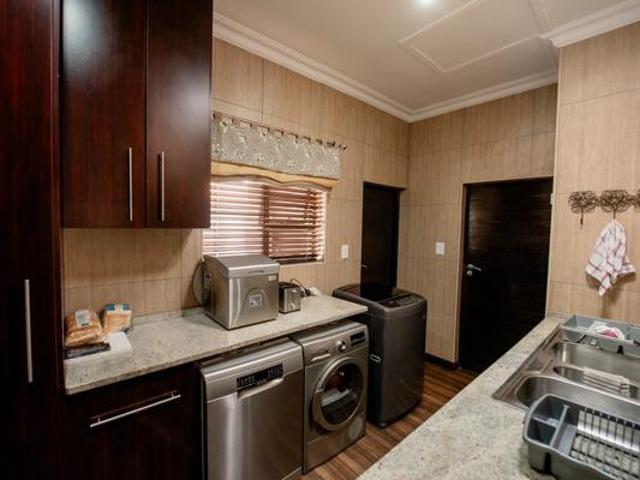 House for sale in Dr Kenneth Kaunda, North West