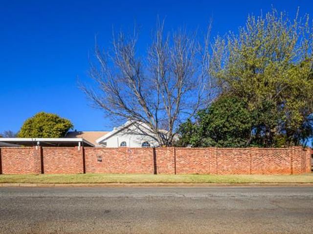 House for sale in Dr Kenneth Kaunda, North West