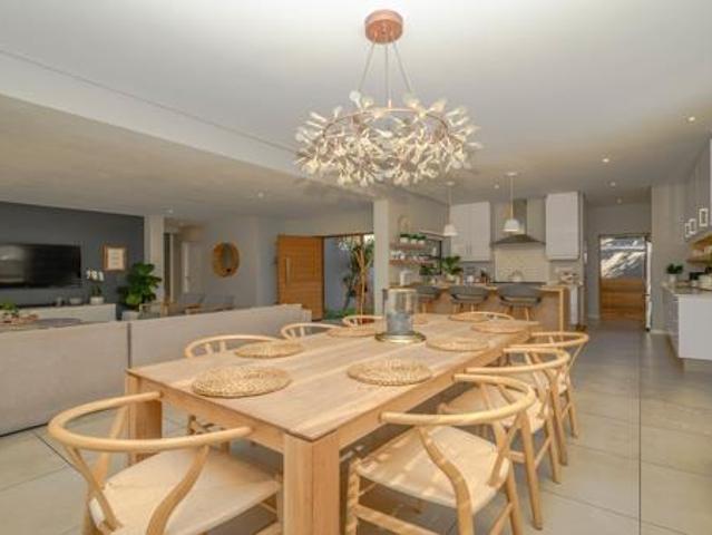 House for sale in Princess Grant, Kwazulu-natal