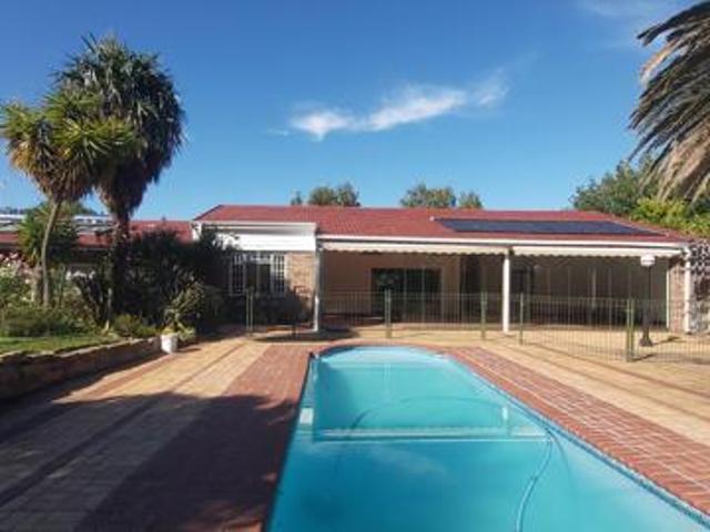 House for sale in Queenstown, Eastern Cape