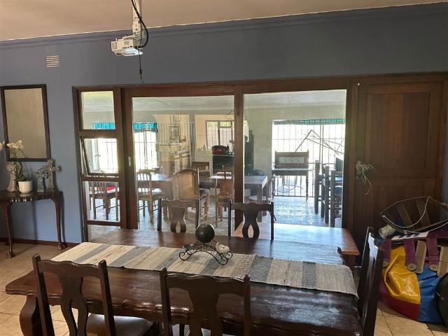 House for sale in Ugu District Municipality, Kwazulu-natal