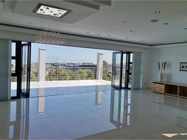 House for sale in Cape Town, Western Cape