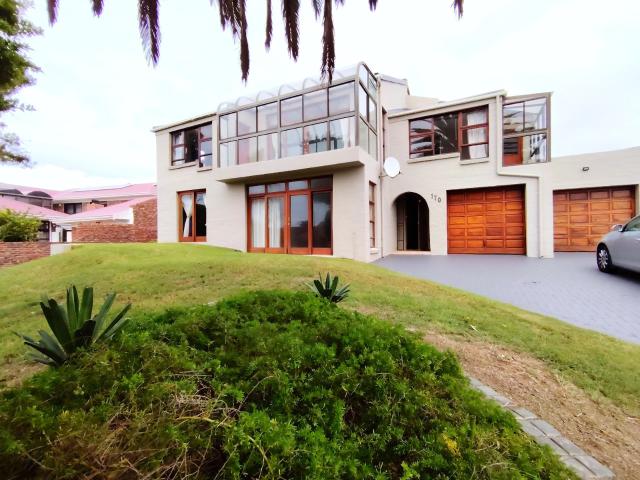 House for sale in Groot Brak Rivier, Western Cape