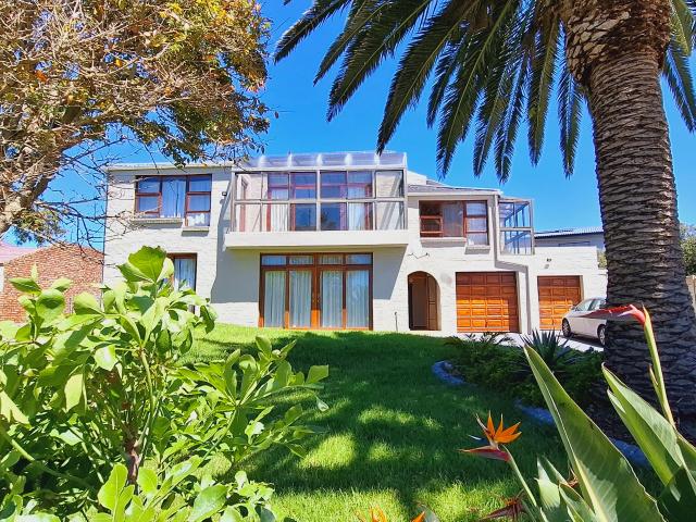 House for sale in Groot Brak Rivier, Western Cape