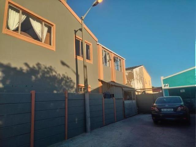 House for sale in Cape Town, Western Cape