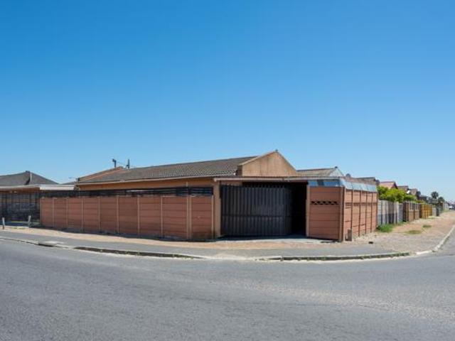 House for sale in Cape Town, Western Cape