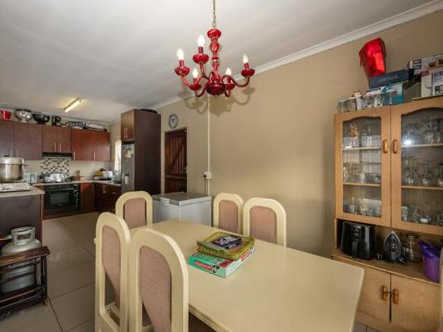 House for sale in Cape Town, Western Cape