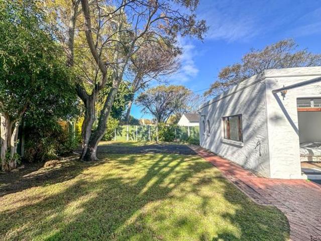 House for sale in Cape Town, Western Cape