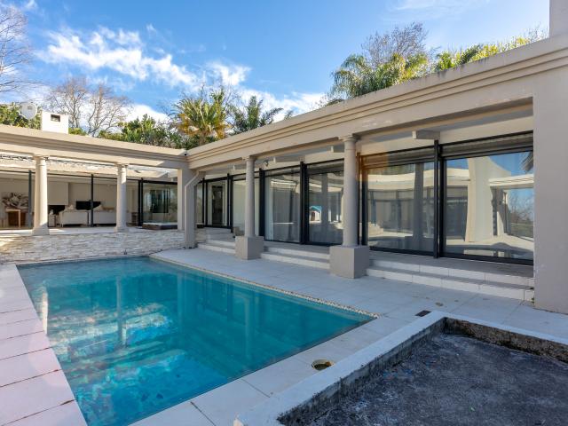 House for sale in Cape Town, Western Cape