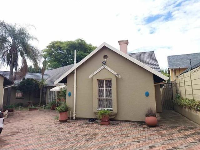 House for rent in Vosloorus, Gauteng