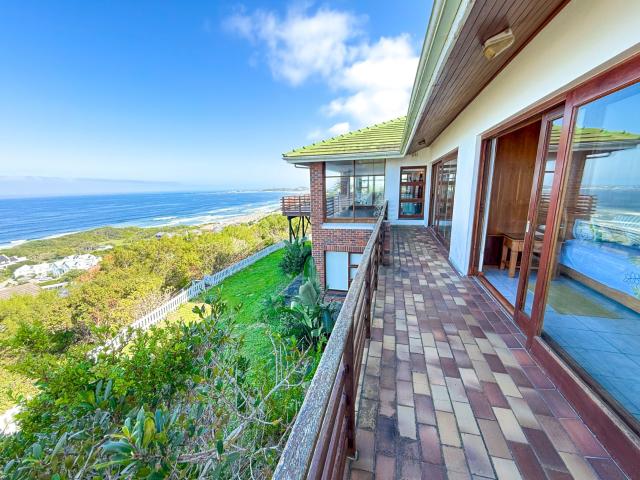 House for sale in Groot Brak Rivier, Western Cape