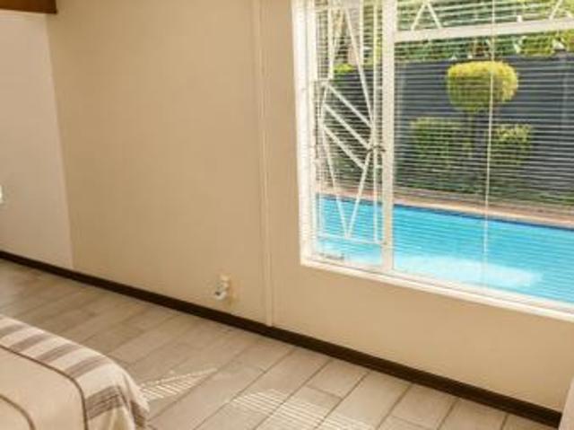 House for sale in Hartbeespoort Dam Nature Reserve, North West