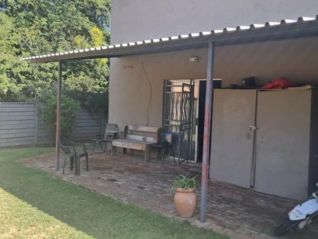 House for sale in Hartbeespoort Dam Nature Reserve, North West
