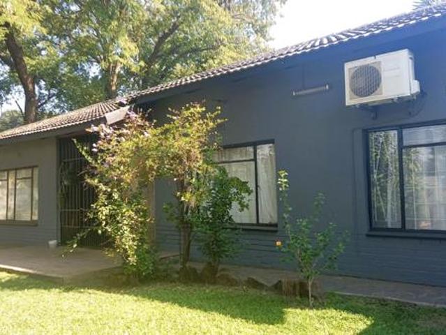 House for sale in Hartbeespoort Dam Nature Reserve, North West