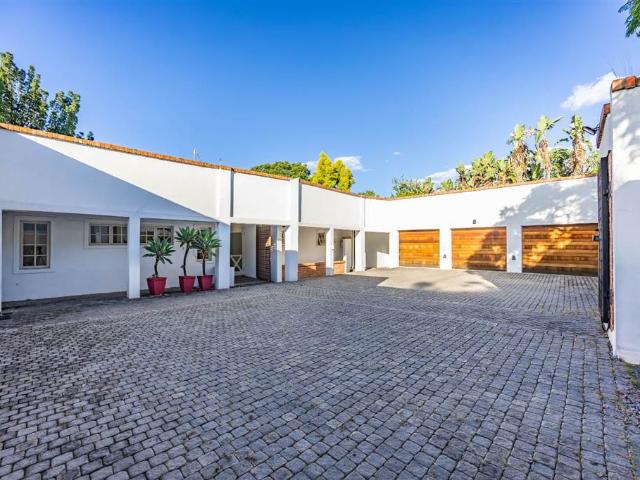 House for sale in Waterkloof, Gauteng